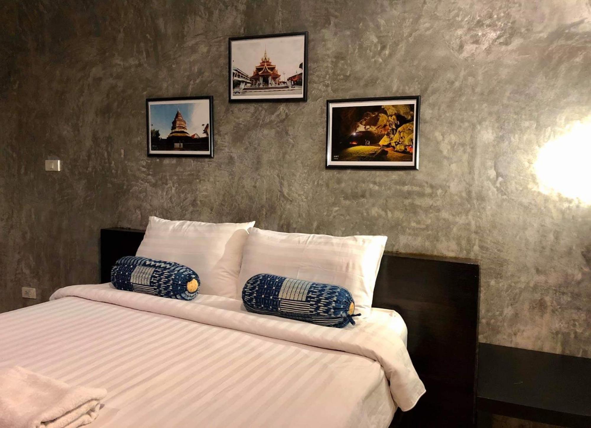 Moon Loft होटल 3*