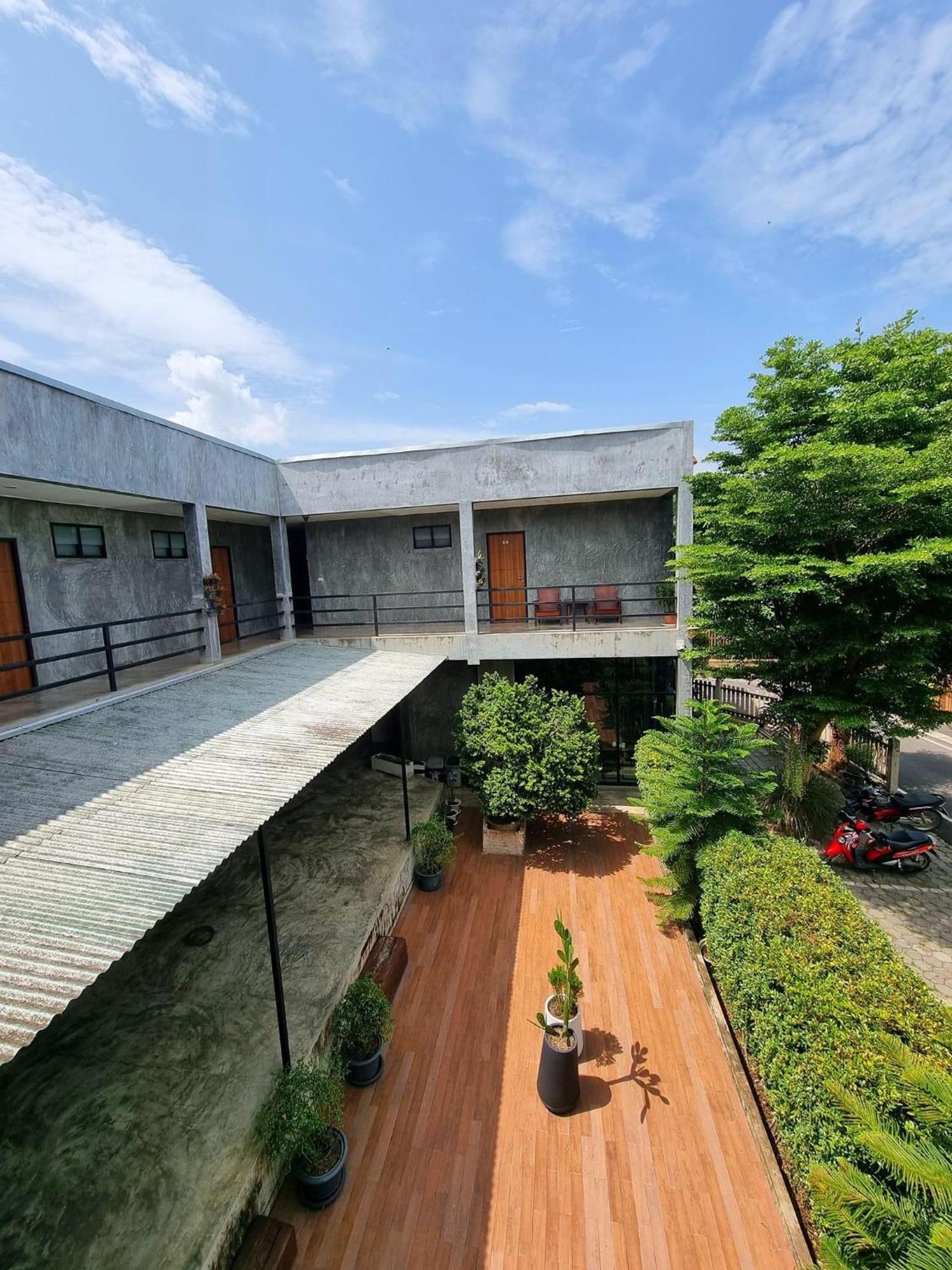 Moon Loft 3* Phrae